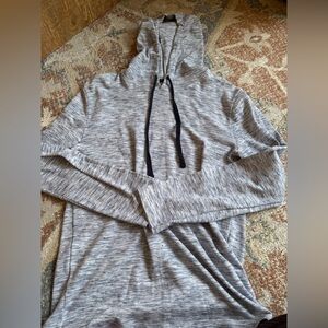 Men's Gray Hooded Sweater